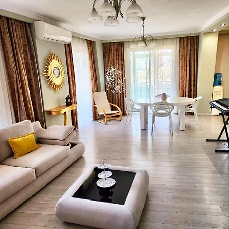Marina View Apartment