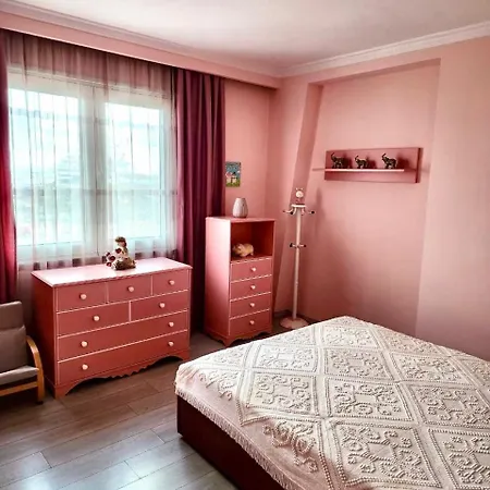 Marina View Apartment *